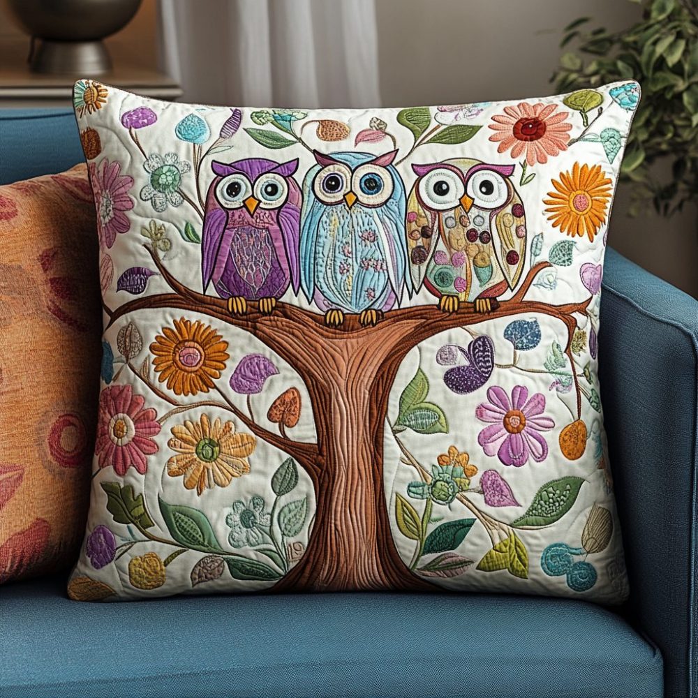 Amber Eyes Quilted Pillowcase