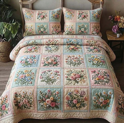 Vintage Floral Patchwork Quilted Bedding Set