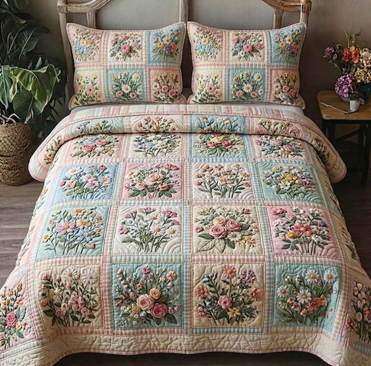 Vintage Floral Patchwork Quilted Bedding Set