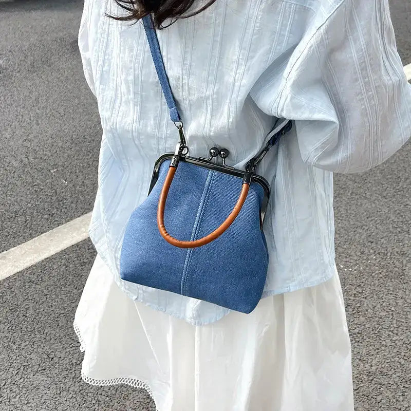 Vintage Kiss-Lock Crossbody Bag
