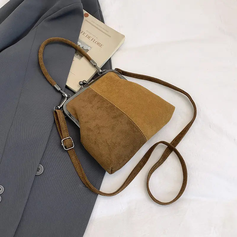 Vintage Kiss-Lock Crossbody Bag