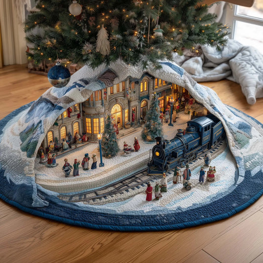 Town Express Quilted Tree Skirt